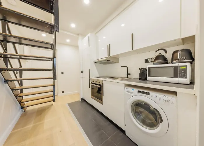 Elegant Apartment - 2Br - 6P - Sentier